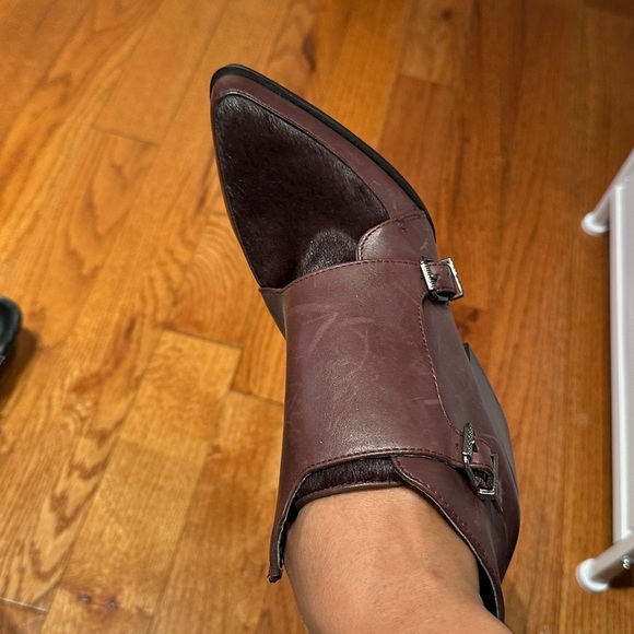 Stylish Brown Ankle Boots - Picture 5 of 5